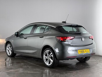 Used Vauxhall Astra 2016 for sale - 77684447: Photo