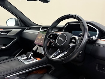 Used Jaguar F-Pace 2022 for sale - 78843635: Photo