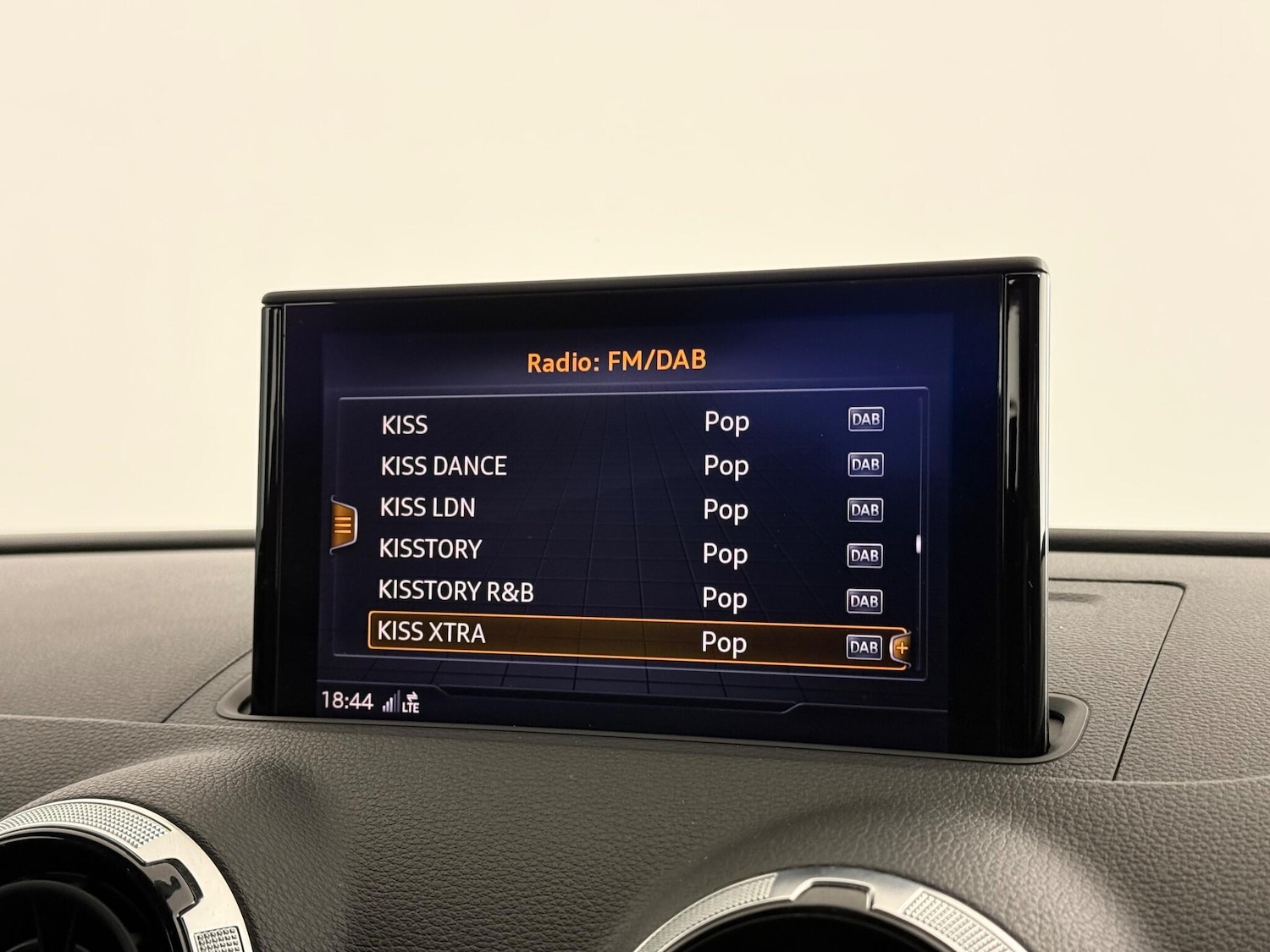 Used Audi A3 2017 for sale - 76898529: Photo 30