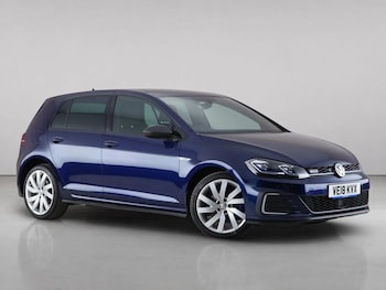 Used Volkswagen Golf 2018 for sale - 79034630: Photo