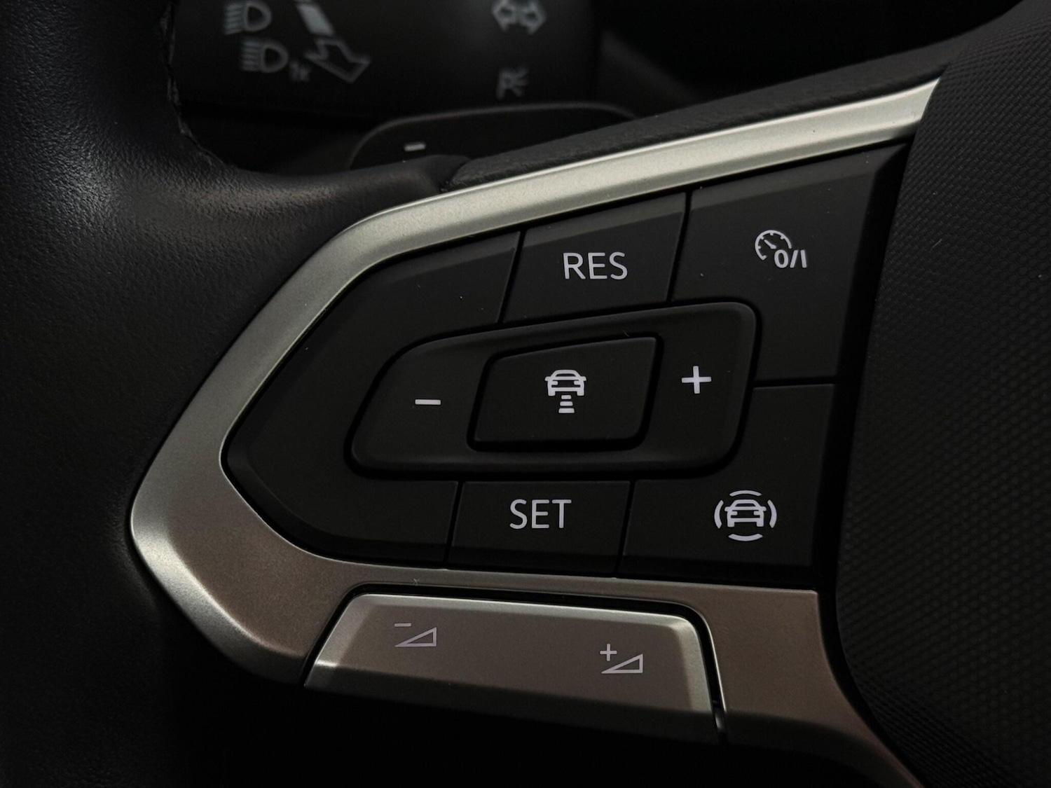 Used Volkswagen T-Roc 2023 for sale - 77575485: Photo 20