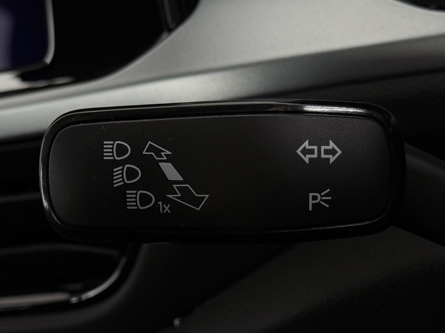 Used Volkswagen T-Roc 2023 for sale - 77575485: Photo 22