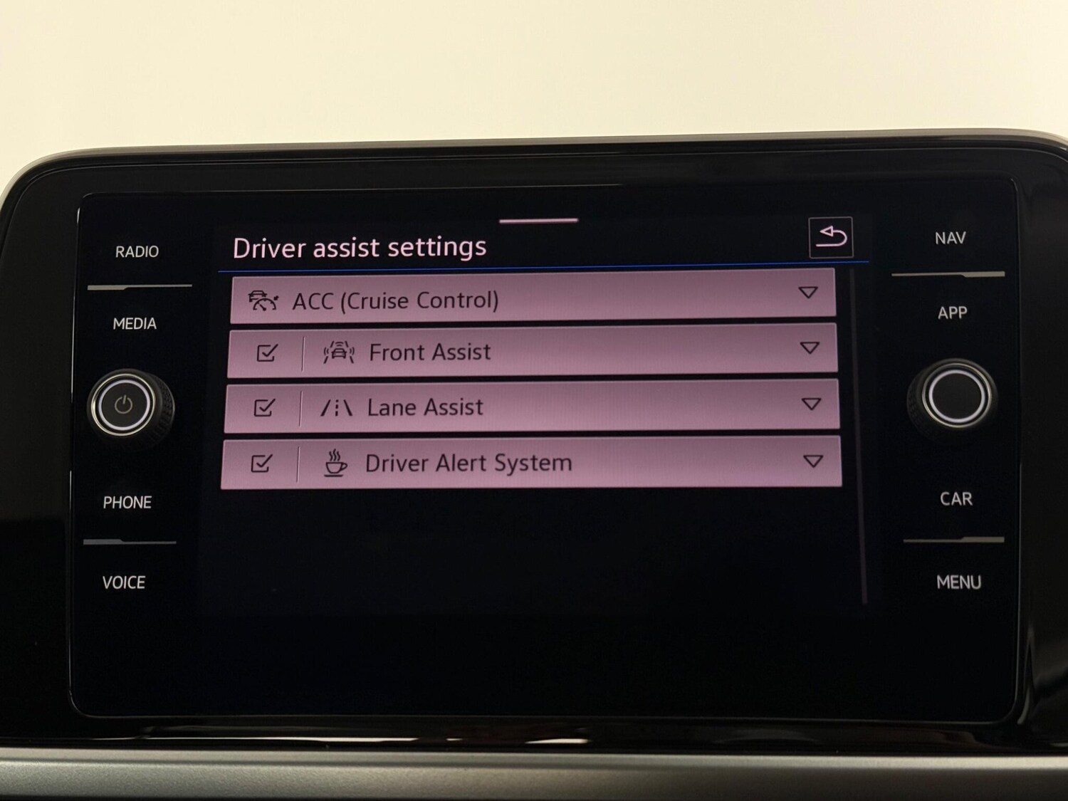 Used Volkswagen T-Roc 2023 for sale - 77575485: Photo 30