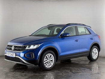 Used Volkswagen T-Roc 2023 for sale - 77575485: Photo