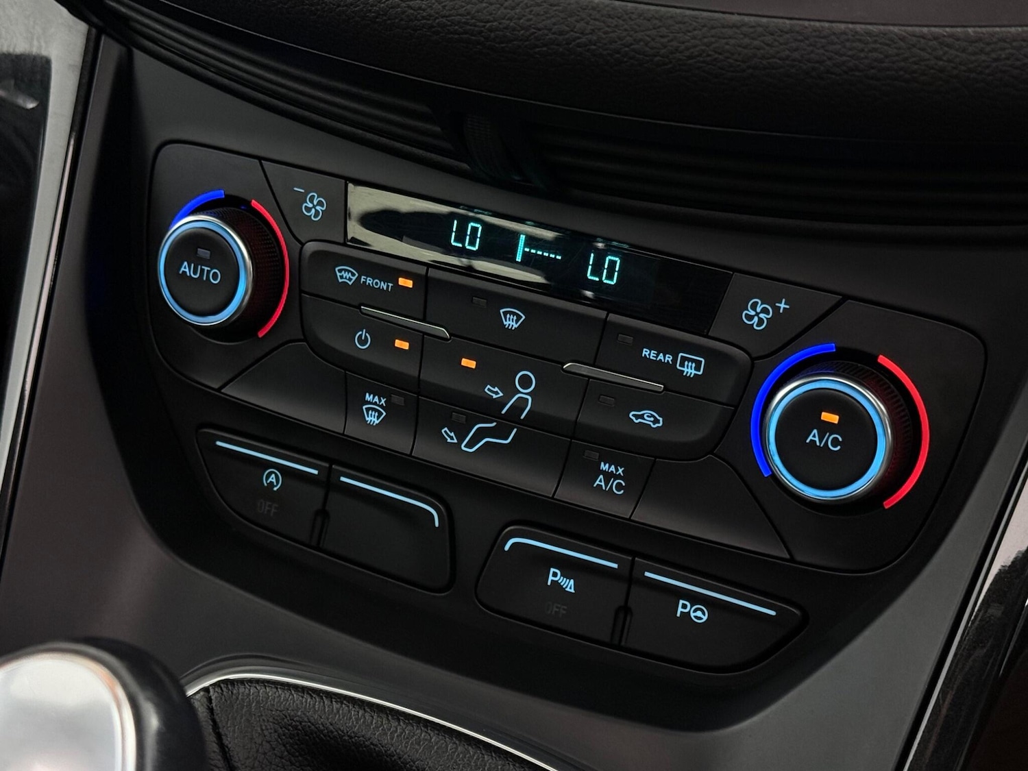 Used Ford Kuga 2019 for sale - 77243859: Photo 32