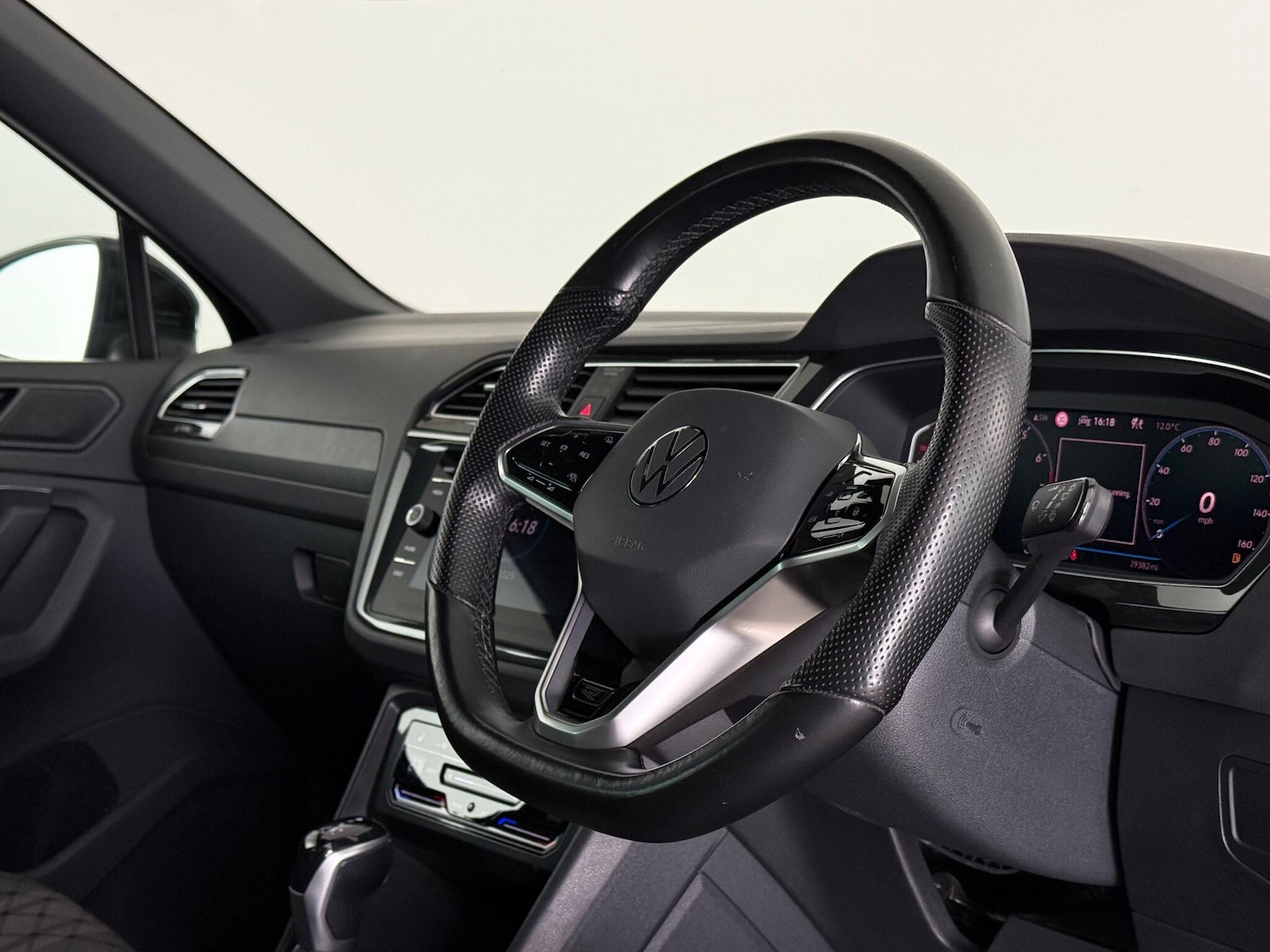 Used Volkswagen Tiguan 2021 for sale - 77217263: Photo 18