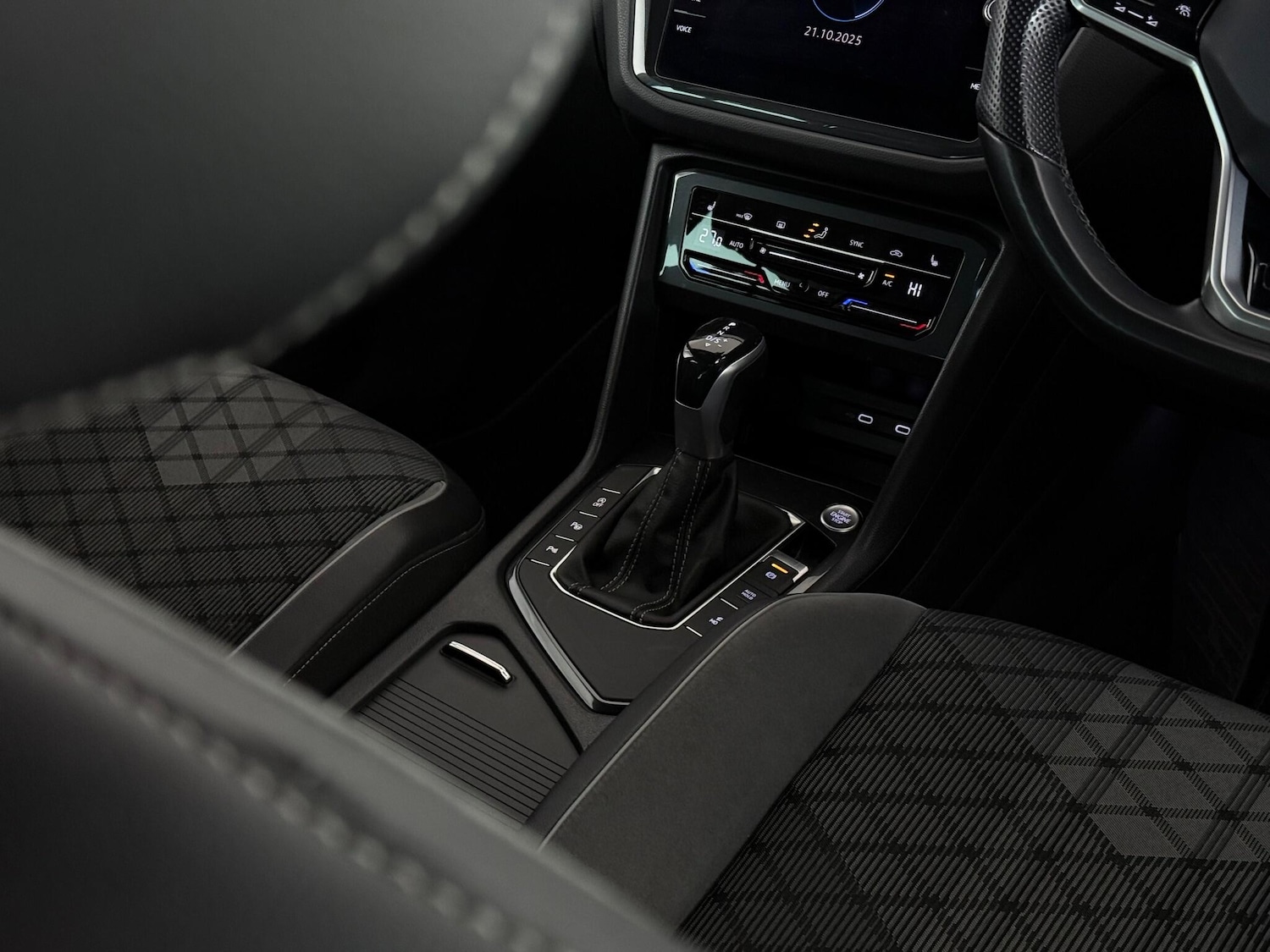 Used Volkswagen Tiguan 2021 for sale - 77217263: Photo 36