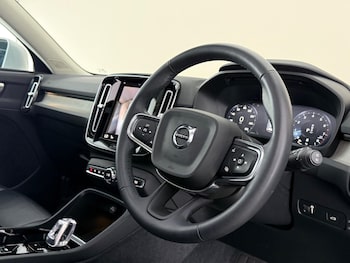 Used Volvo XC40 2021 for sale - 78969646: Photo