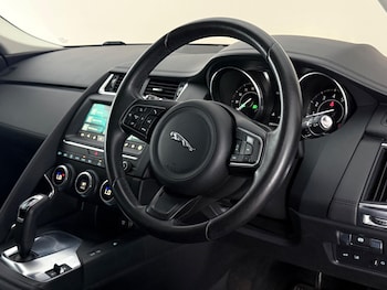 Used Jaguar E-Pace 2019 for sale - 79542406: Photo