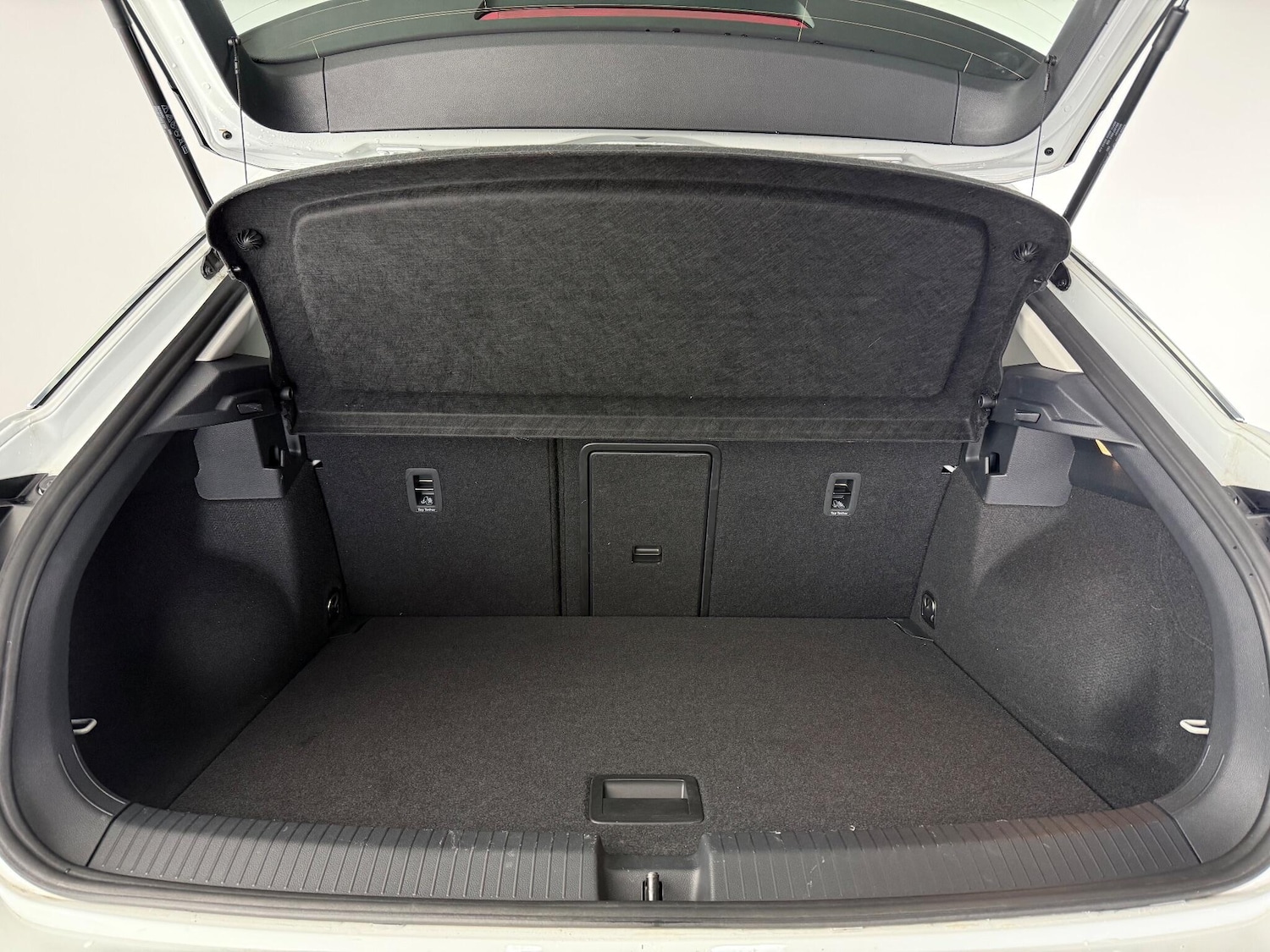 Used Volkswagen T-Roc 2022 for sale - 77182589: Photo 10