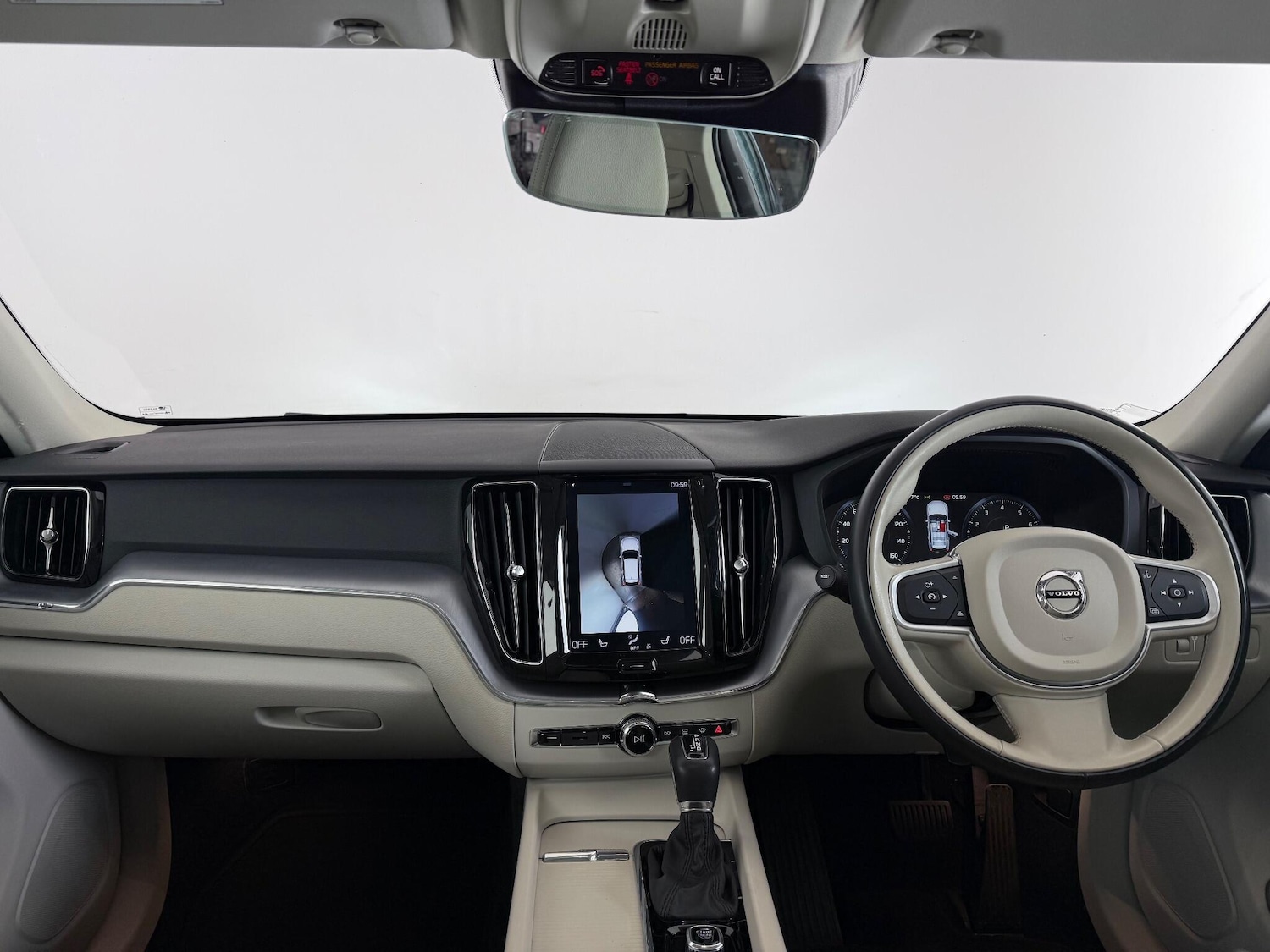 Used Volvo XC60 2018 for sale - 76632843: Photo 21