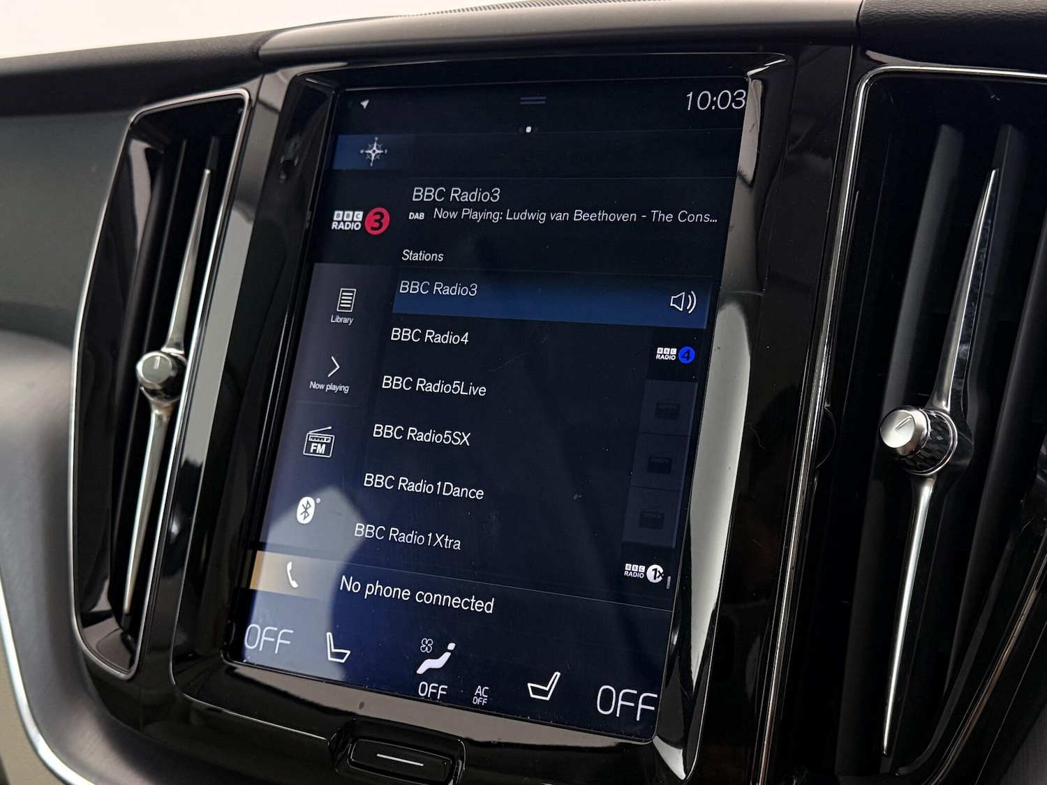 Used Volvo XC60 2018 for sale - 76632843: Photo 28