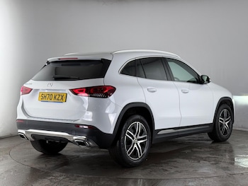 Used Mercedes-Benz GLA 2020 for sale - 77359334: Photo