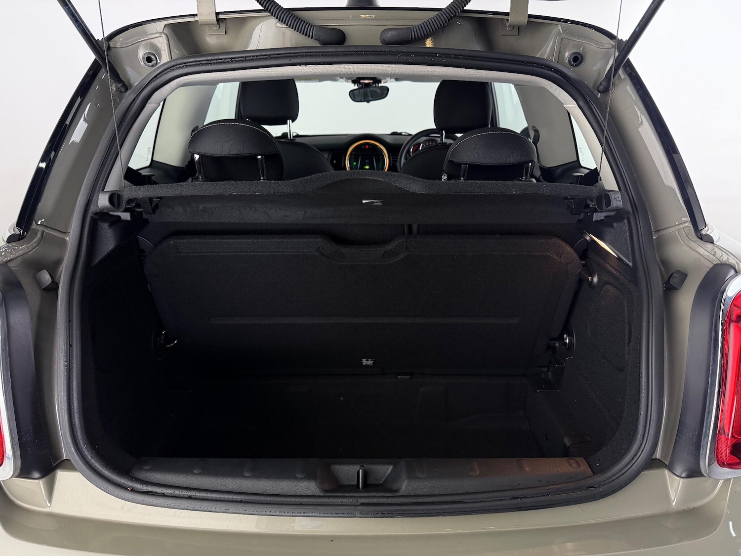 Used MINI Hatch 2019 for sale - 76466957: Photo 12