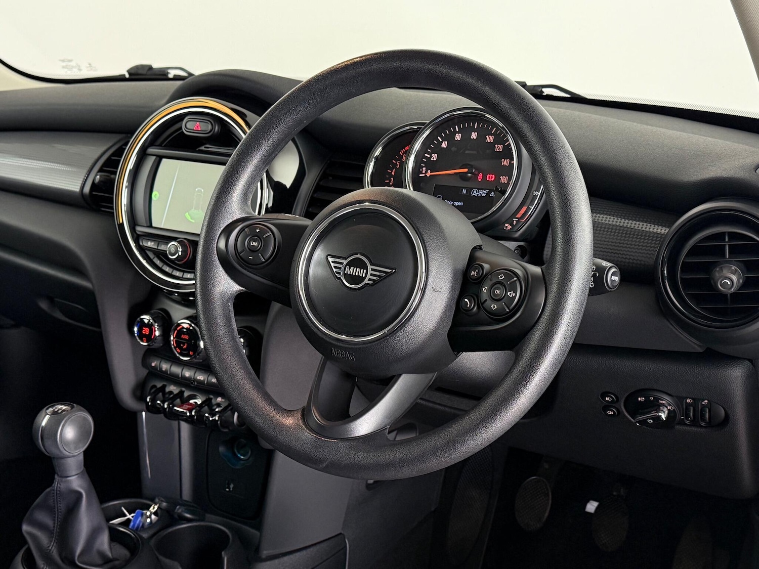 Used MINI Hatch 2019 for sale - 76466957: Photo 20