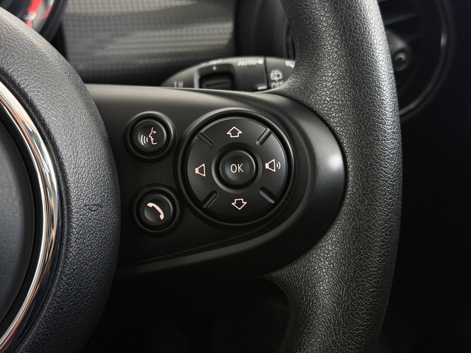 Used MINI Hatch 2019 for sale - 76466957: Photo 24