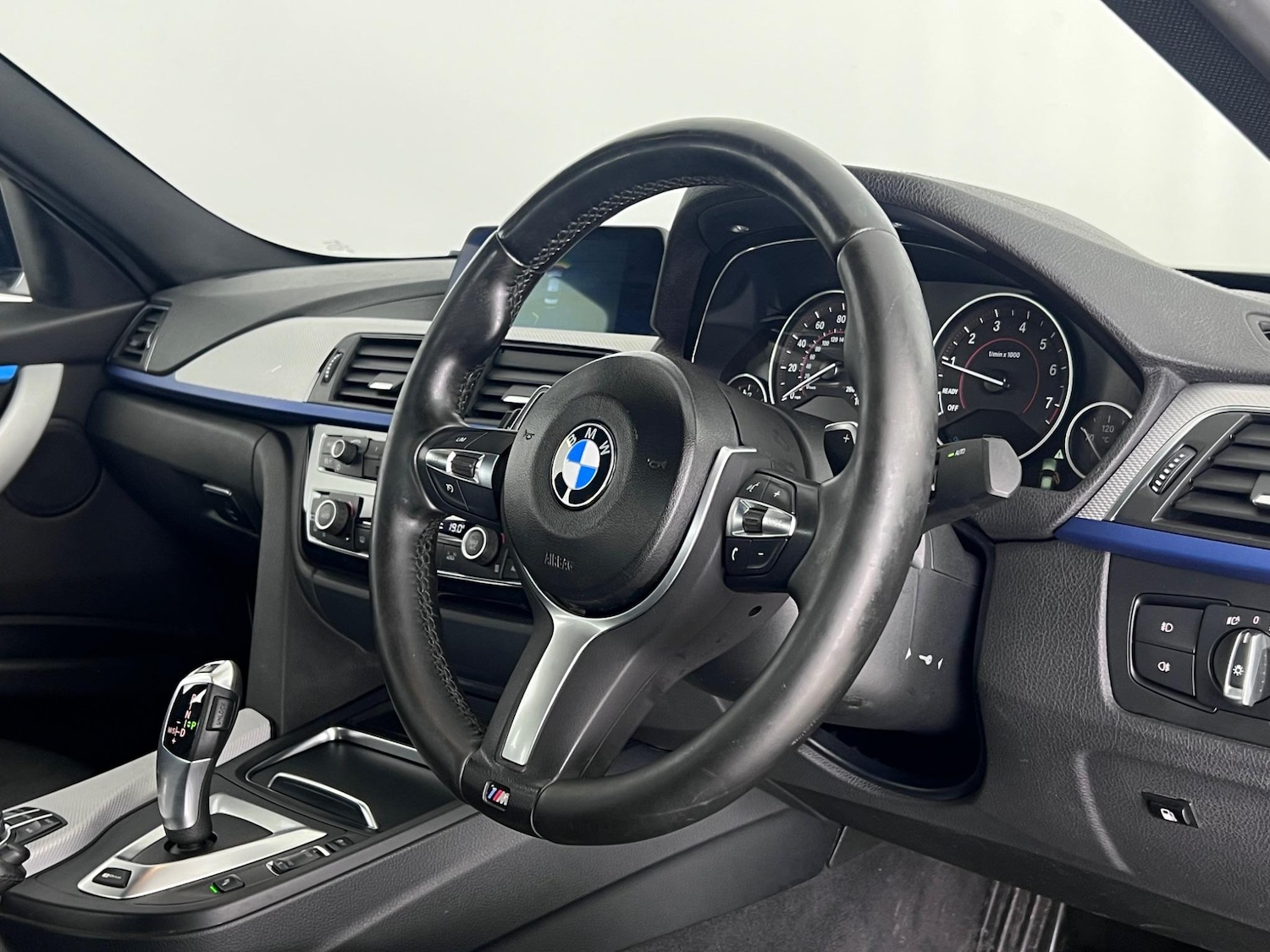 Used BMW 3 Series 2017 for sale - 76485815: Photo 15