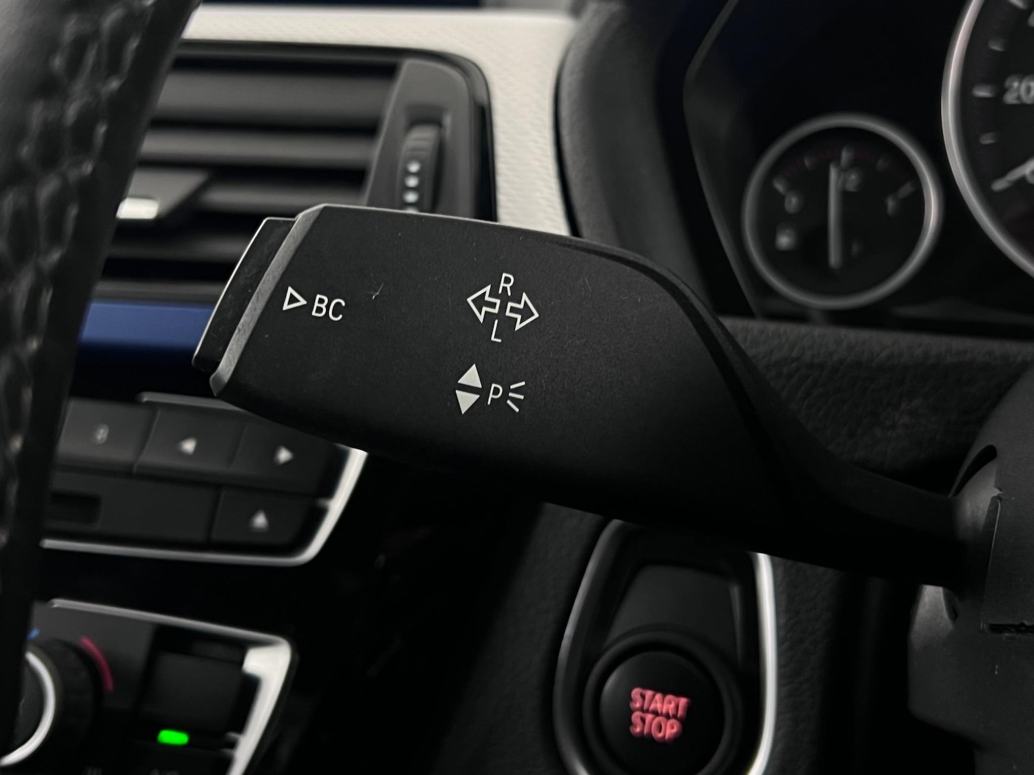 Used BMW 3 Series 2017 for sale - 76485815: Photo 28