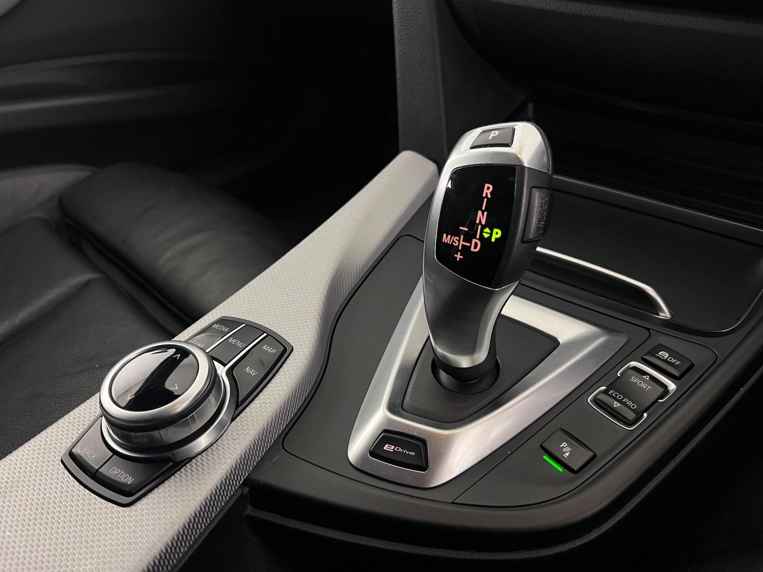 Used BMW 3 Series 2017 for sale - 76485815: Photo 40