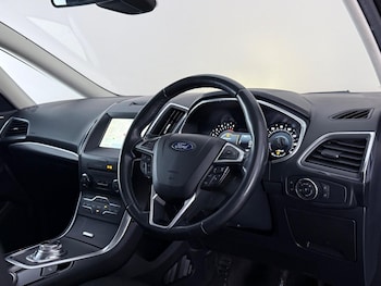 Used Ford Galaxy 2018 for sale - 79570400: Photo