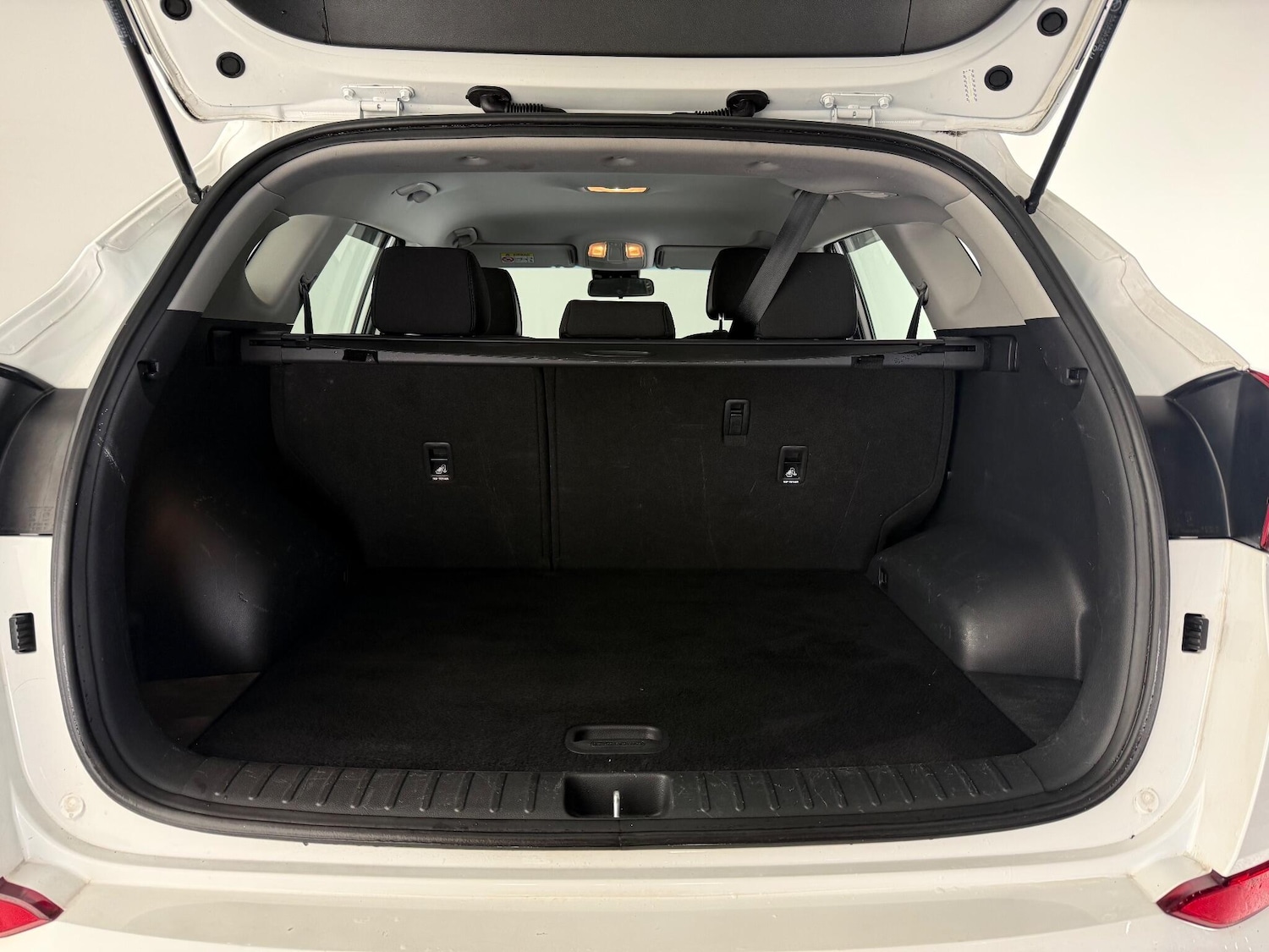 Used Hyundai TUCSON 2017 for sale - 76467236: Photo 9