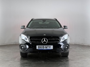 Used Mercedes-Benz GLA 2019 for sale - 77441493: Photo