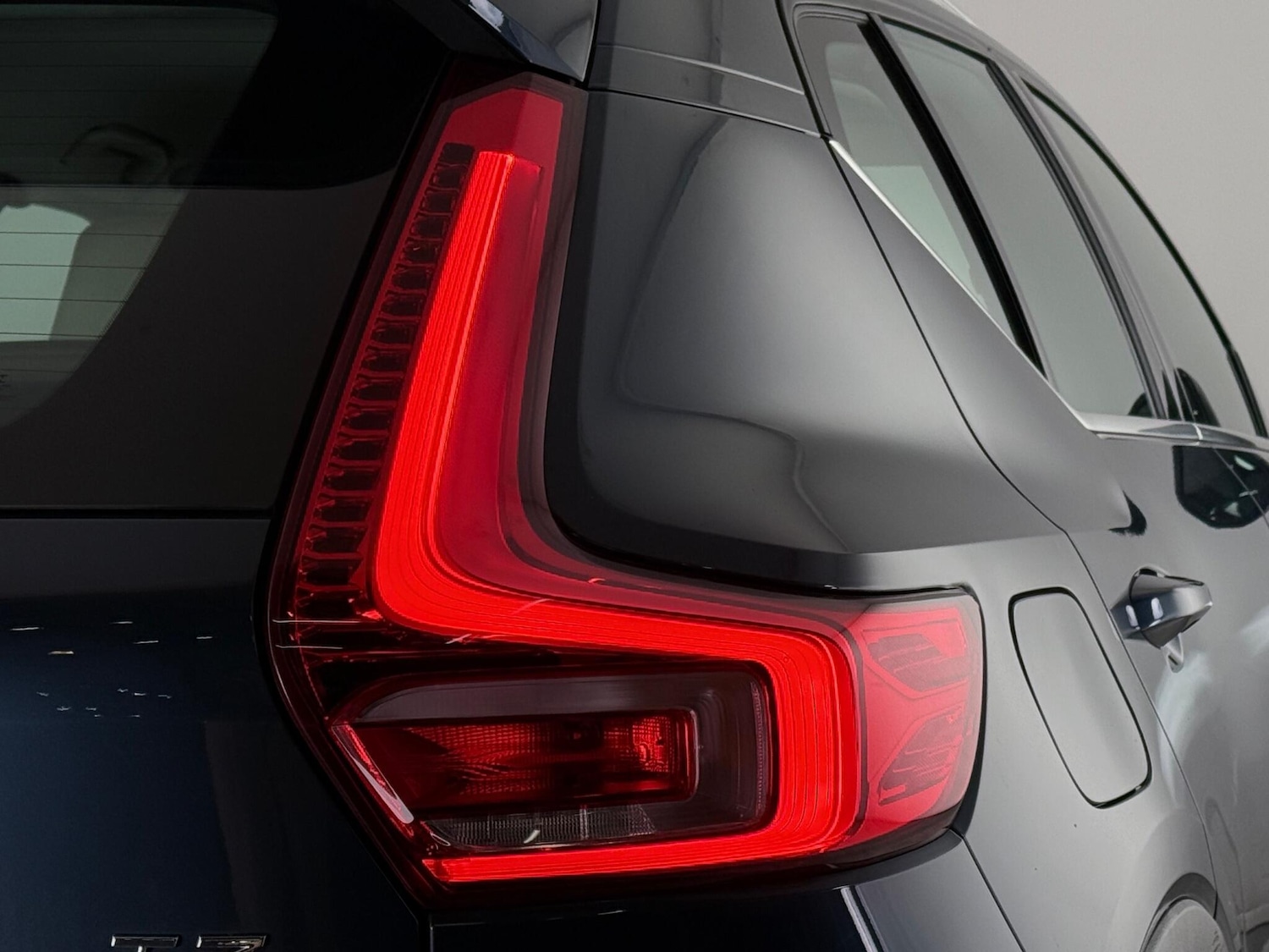 Used Volvo XC40 for sale - 77166449: Photo 9