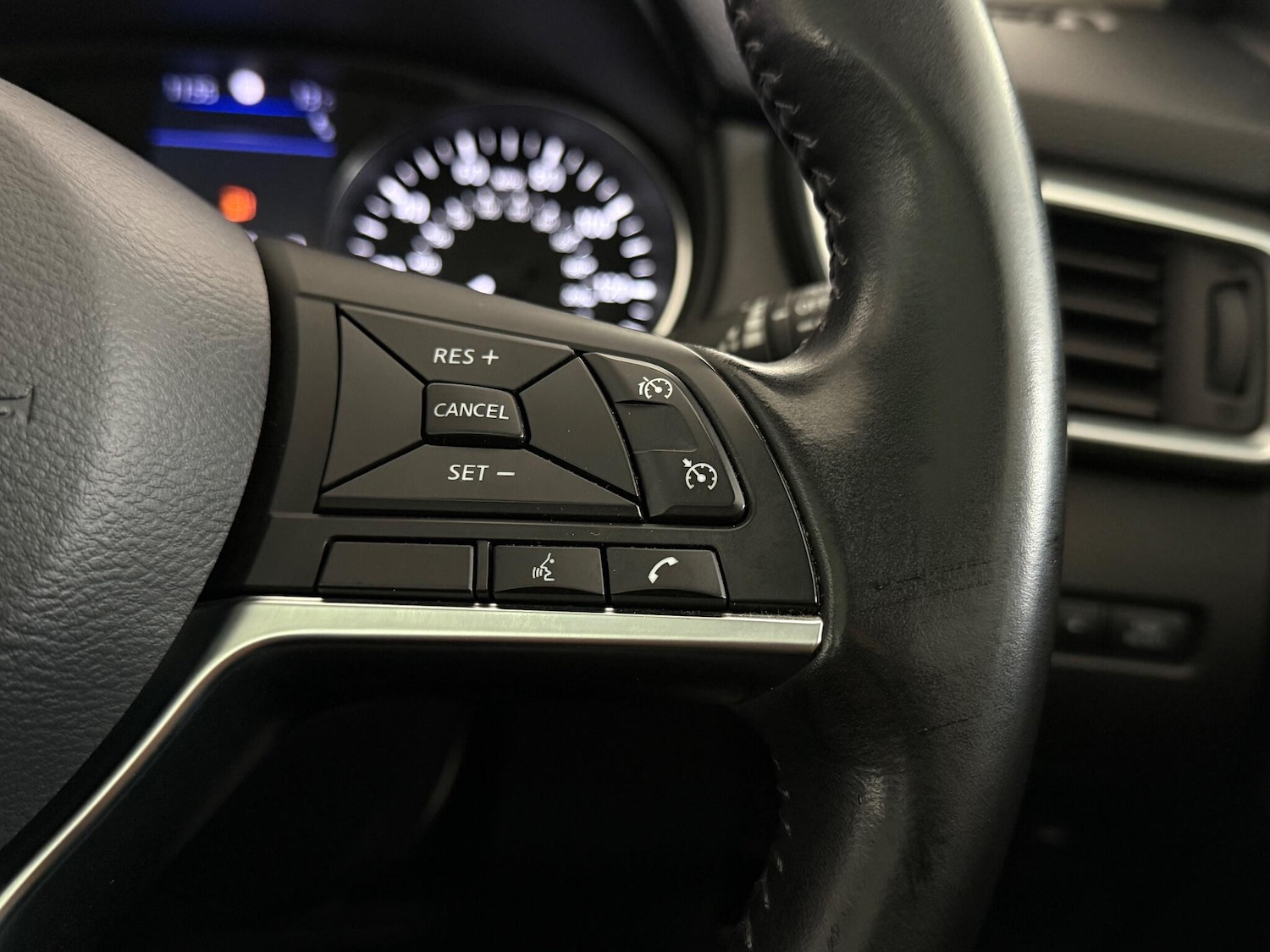 Used Nissan Qashqai 2019 for sale - 76666642: Photo 24