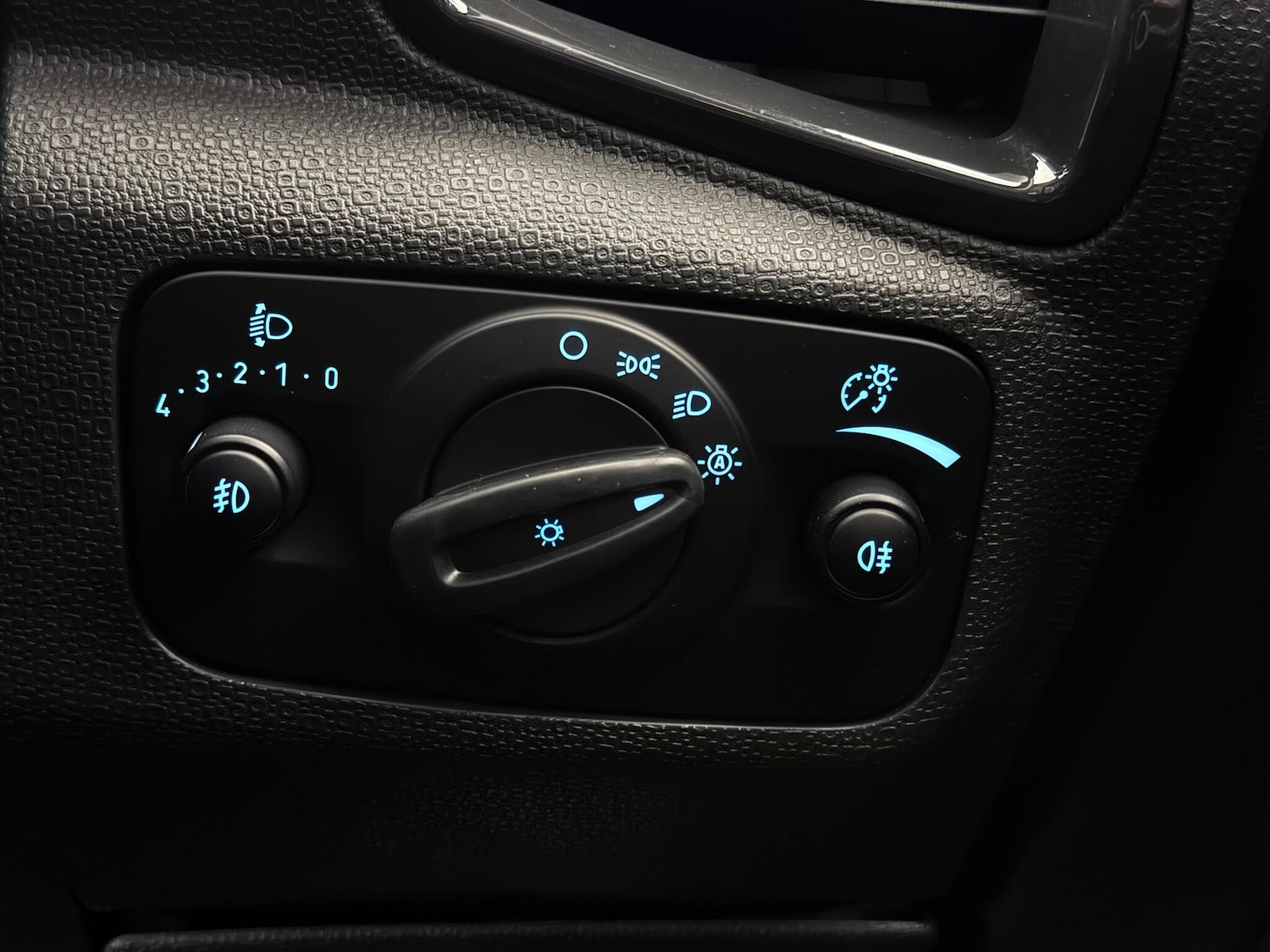 Used Ford Ecosport 2016 for sale - 77260013: Photo 22