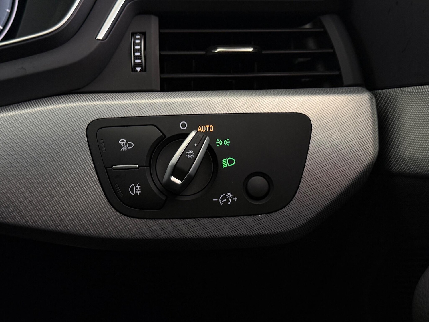 Used Audi A4 2022 for sale - 77243120: Photo 31