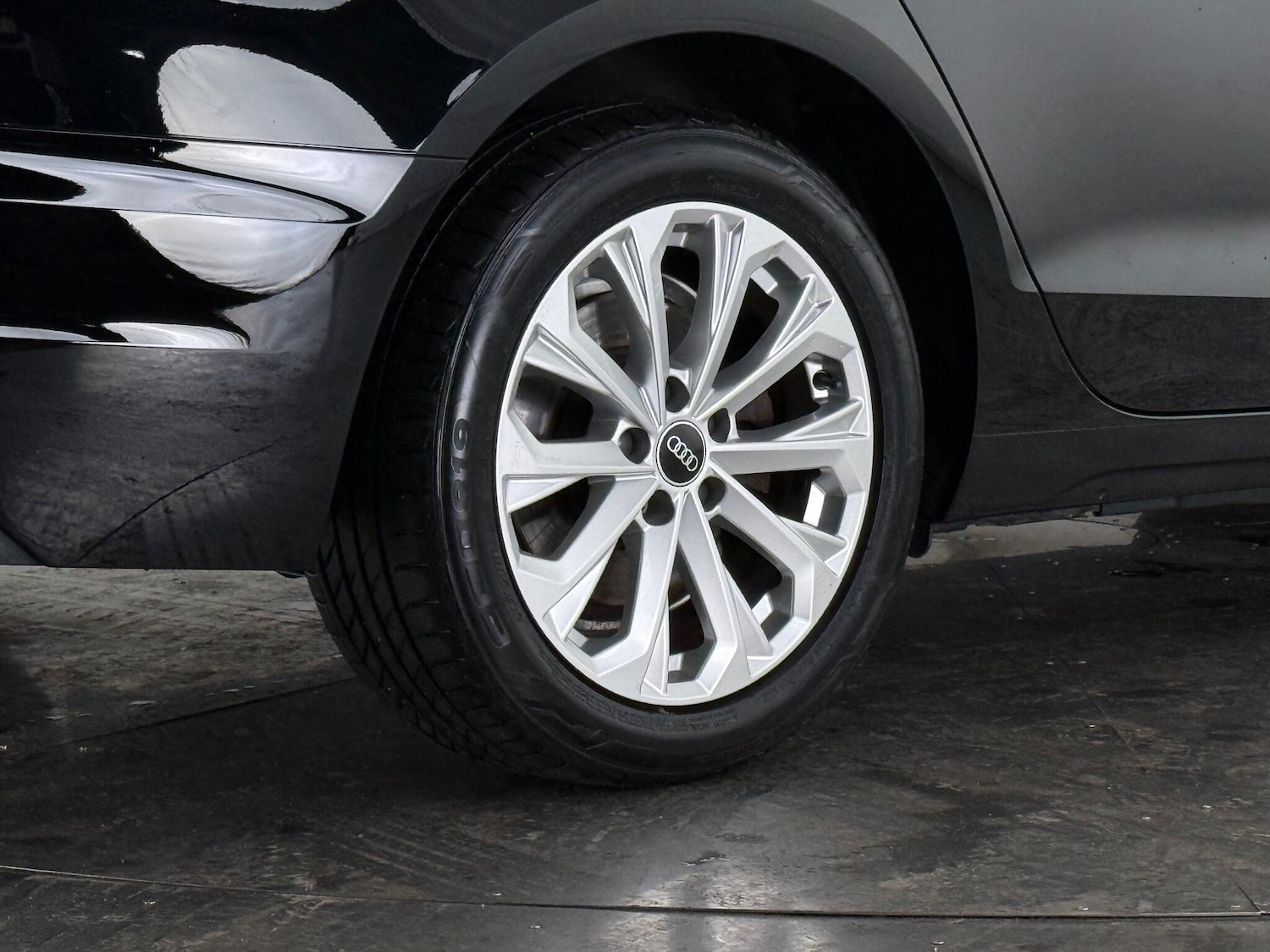 Used Audi A4 2022 for sale - 77243120: Photo 8