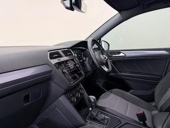Used Volkswagen Tiguan Allspace 2020 for sale - 78911839: Photo
