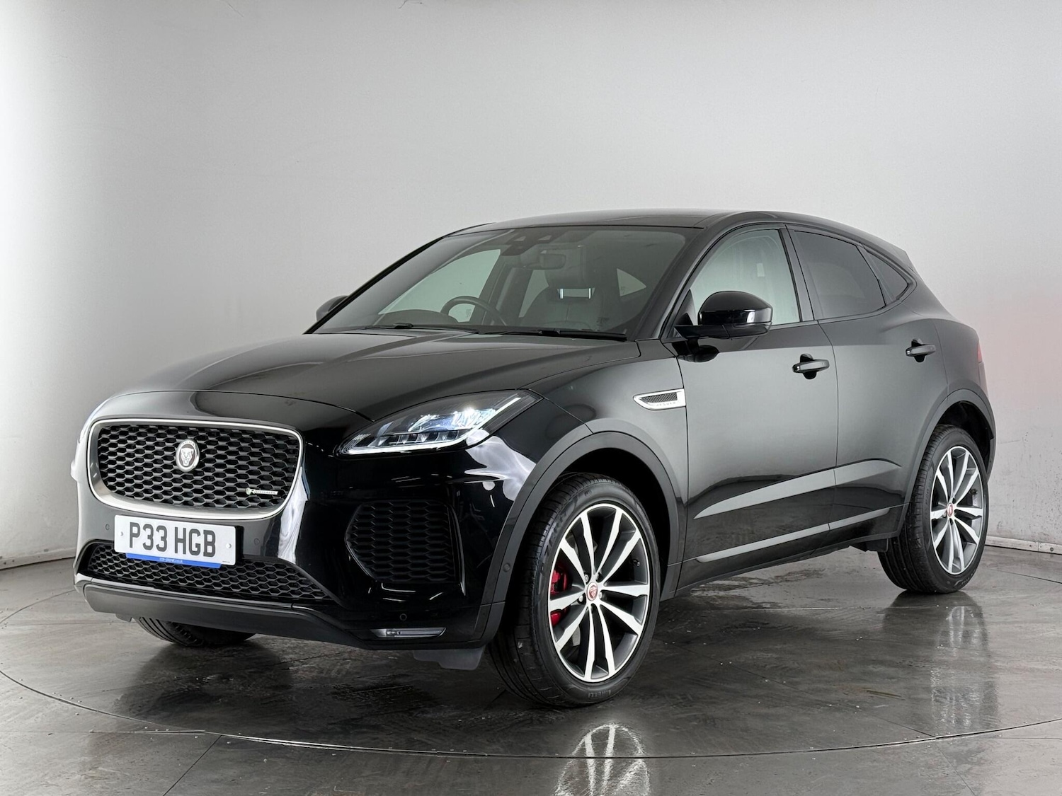Used Jaguar E-Pace 2018 for sale - 77260056: Photo 2