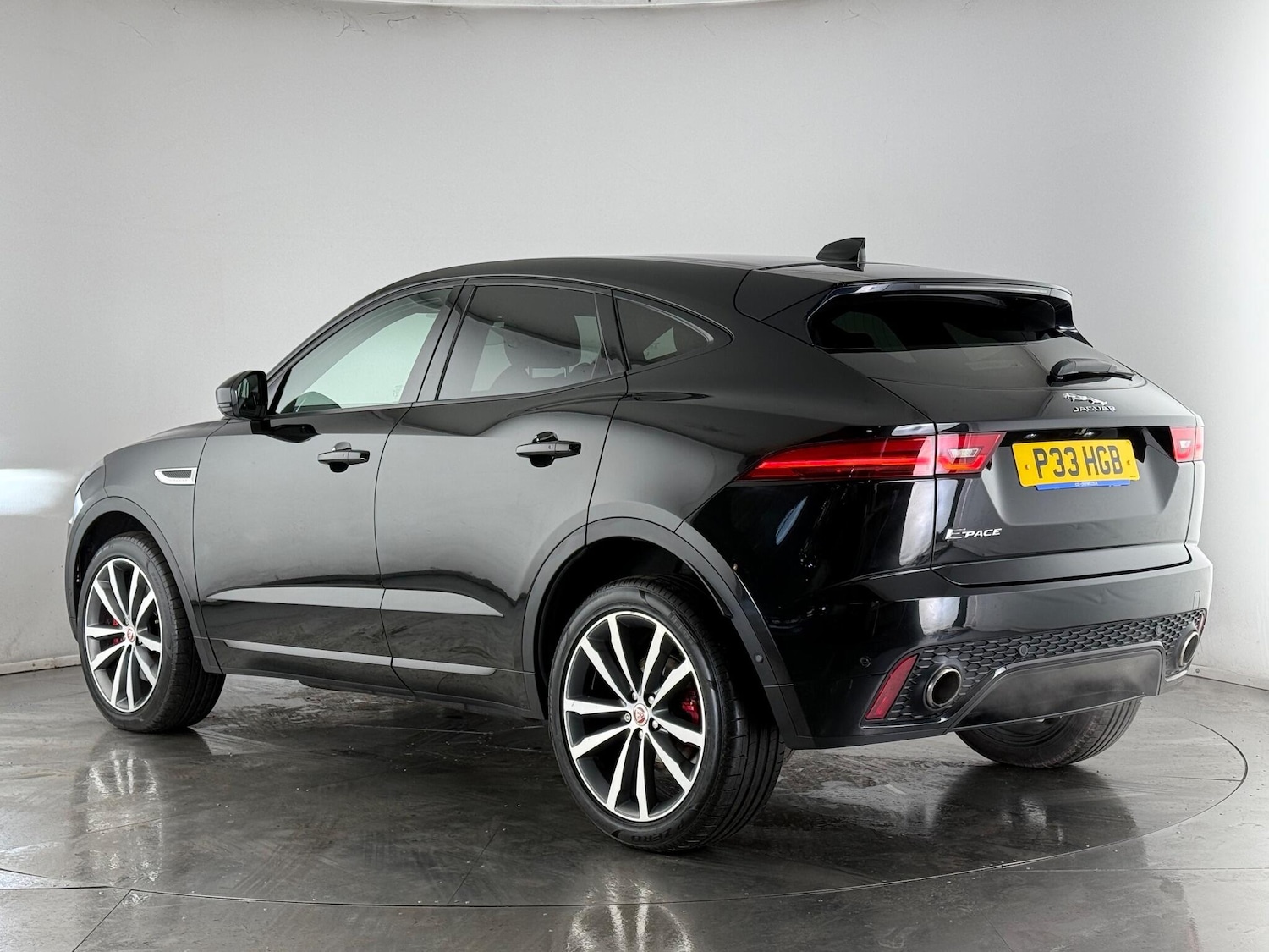 Used Jaguar E-Pace 2018 for sale - 77260056: Photo 3
