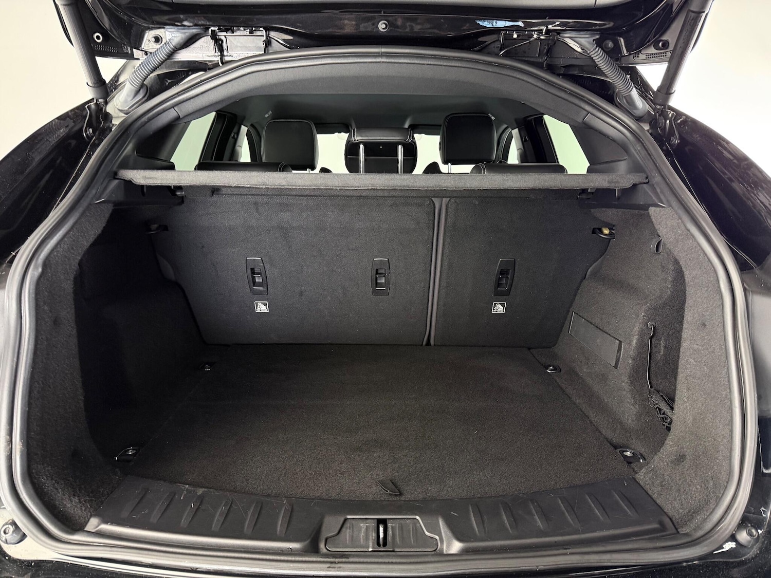 Used Jaguar E-Pace 2018 for sale - 77260056: Photo 7