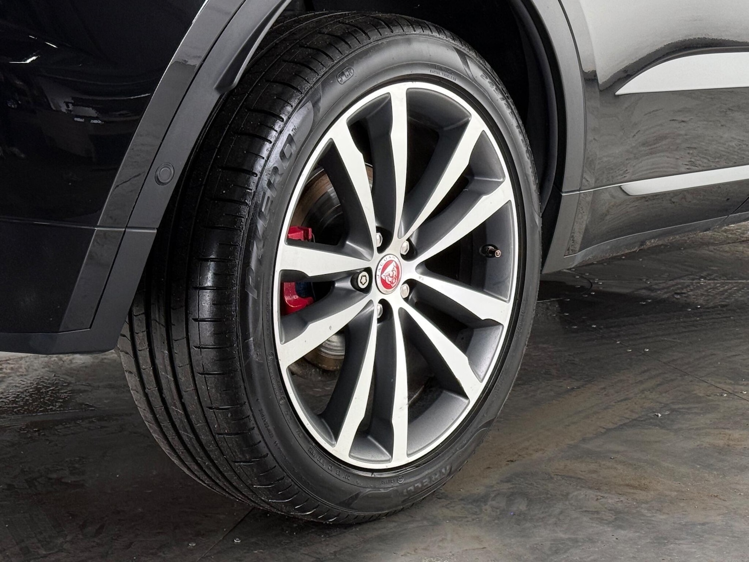 Used Jaguar E-Pace 2018 for sale - 77260056: Photo 9