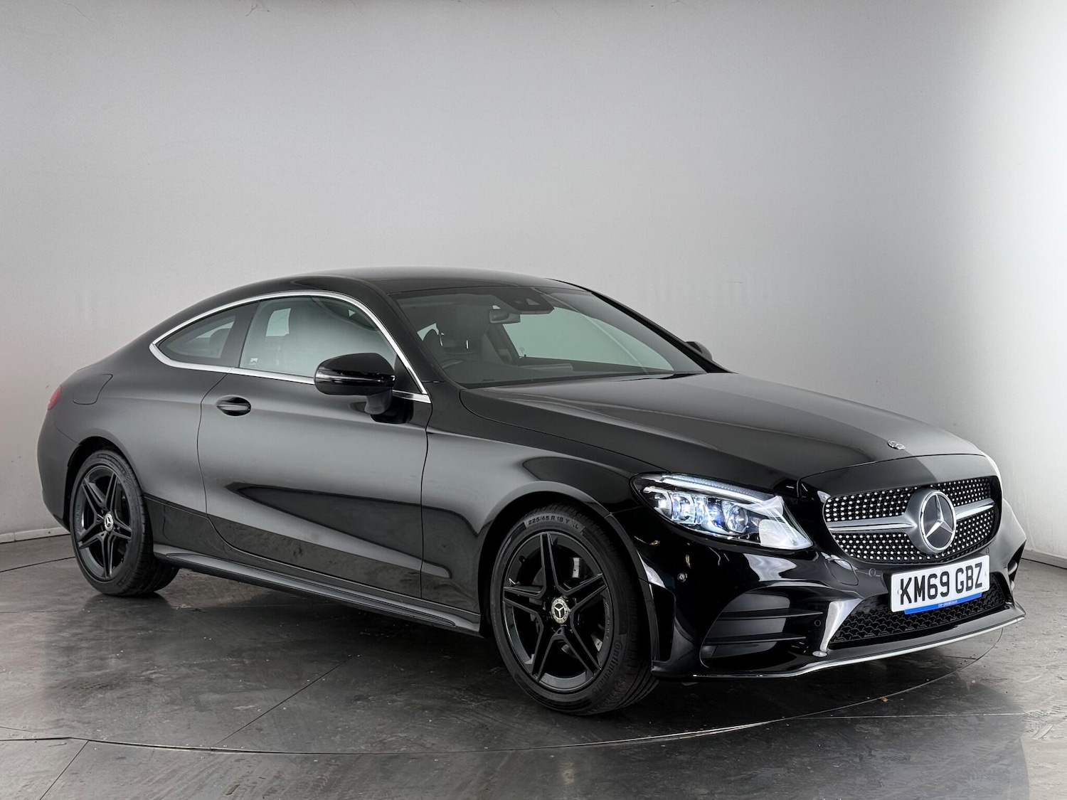 Used Mercedes-Benz C Class 2019 for sale - 76467006: Photo 1