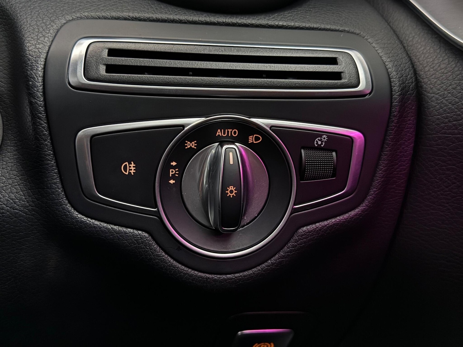 Used Mercedes-Benz C Class 2019 for sale - 76467006: Photo 21