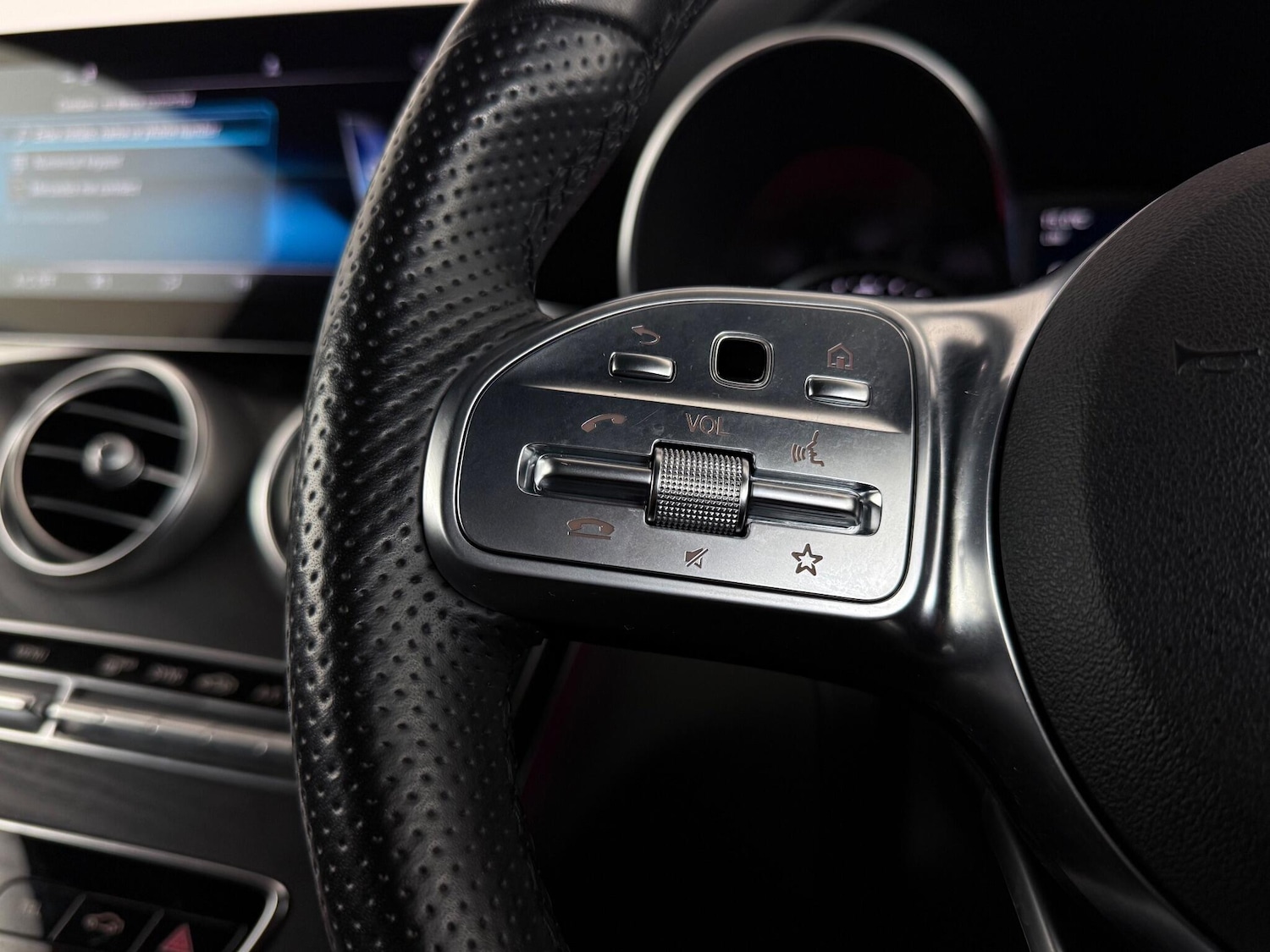 Used Mercedes-Benz C Class 2019 for sale - 76467006: Photo 26