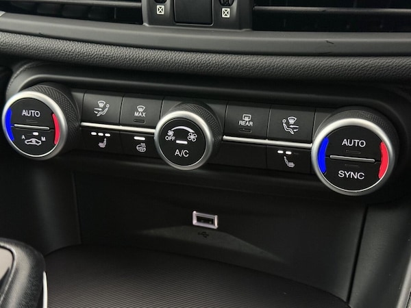 Used Alfa Romeo Giulia 2020 for sale - 76074192: Photo 40