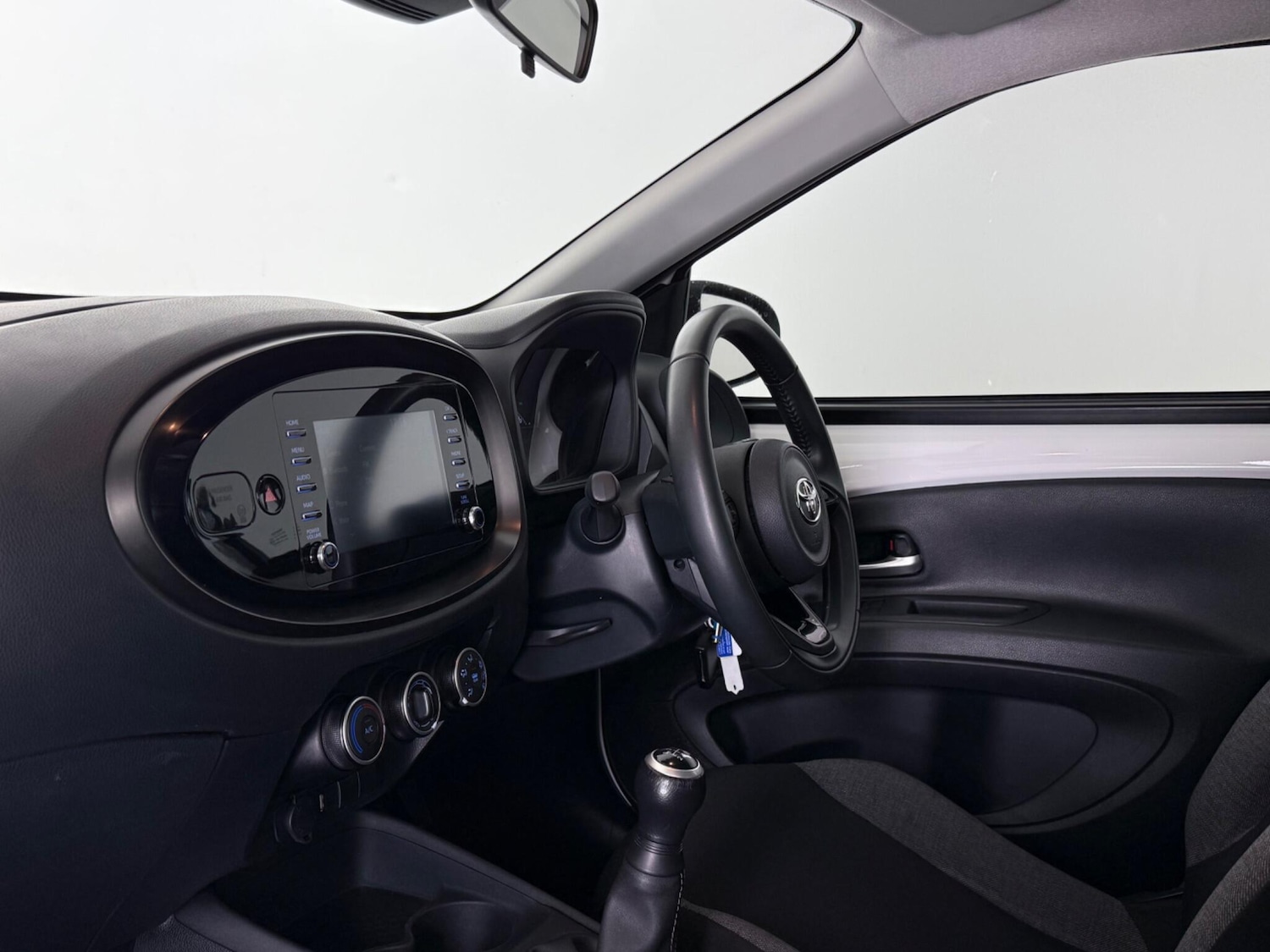 Used Toyota Aygo X 2022 for sale - 77672124: Photo 10