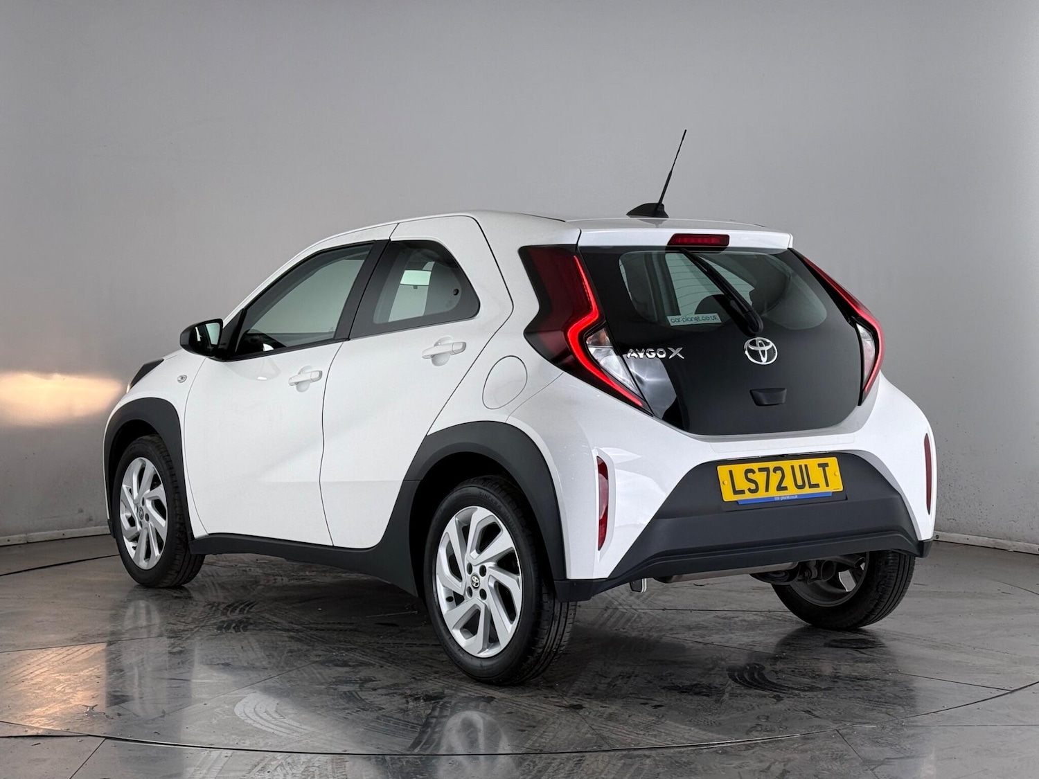 Used Toyota Aygo X 2022 for sale - 77672124: Photo 4