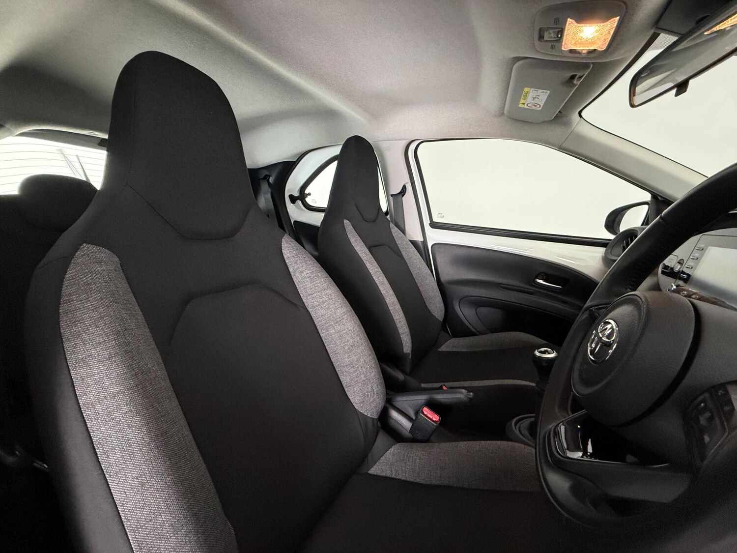 Used Toyota Aygo X 2022 for sale - 77672124: Photo 9