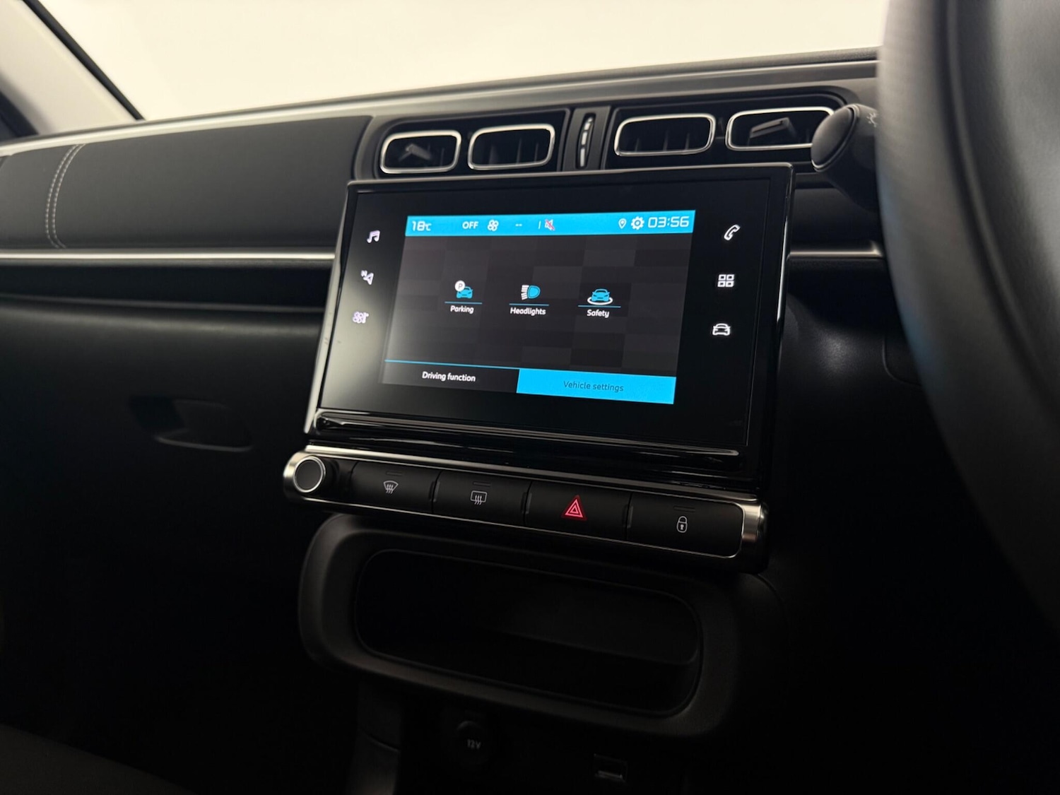 Used Citroen C3 2023 for sale - 77216823: Photo 32