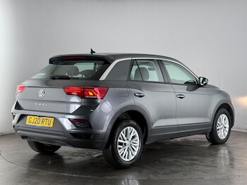 Used Volkswagen T-Roc 2020 for sale - 77412476: Photo