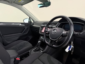 Used Volkswagen Tiguan 2020 for sale - 78637133: Photo