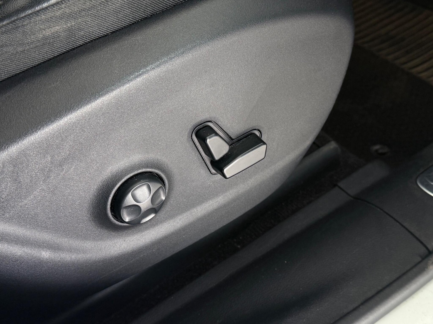 Used Jeep Cherokee 2017 for sale - 77243707: Photo 12