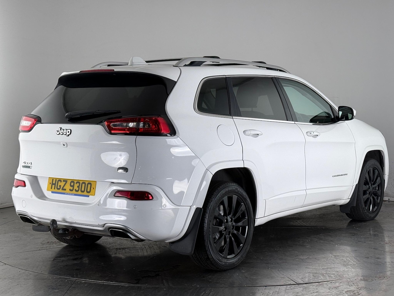 Used Jeep Cherokee 2017 for sale - 77243707: Photo 2