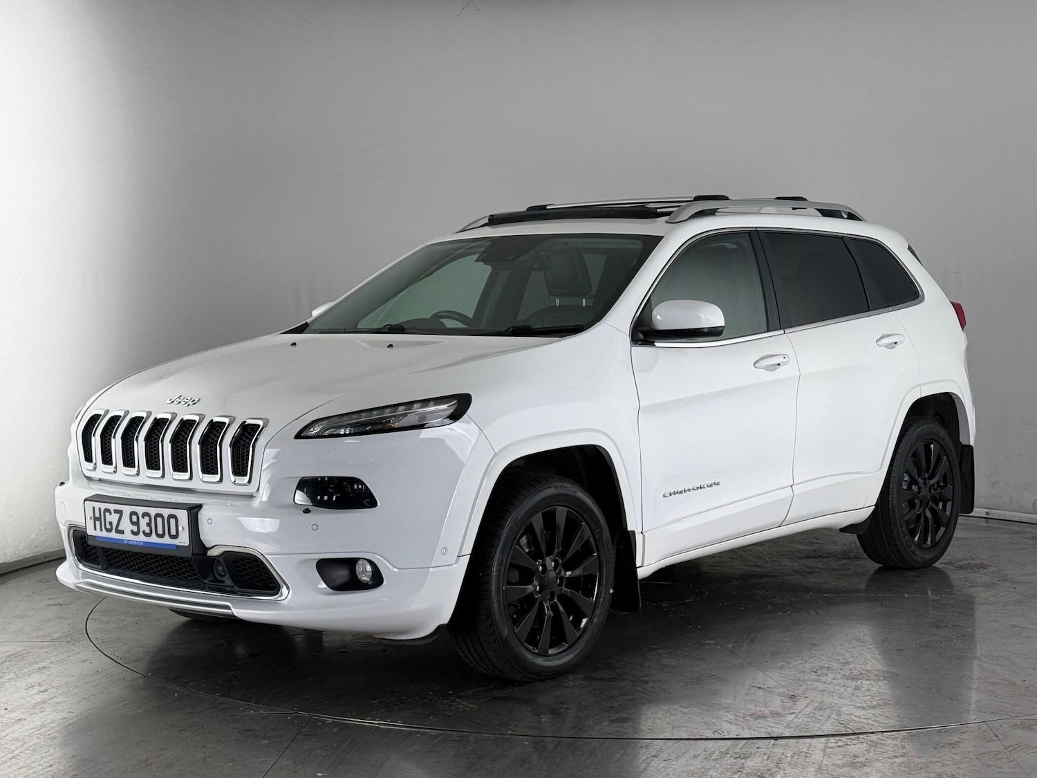Used Jeep Cherokee 2017 for sale - 77243707: Photo 4