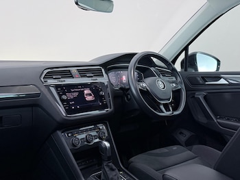 Used Volkswagen Tiguan 2020 for sale - 79272394: Photo